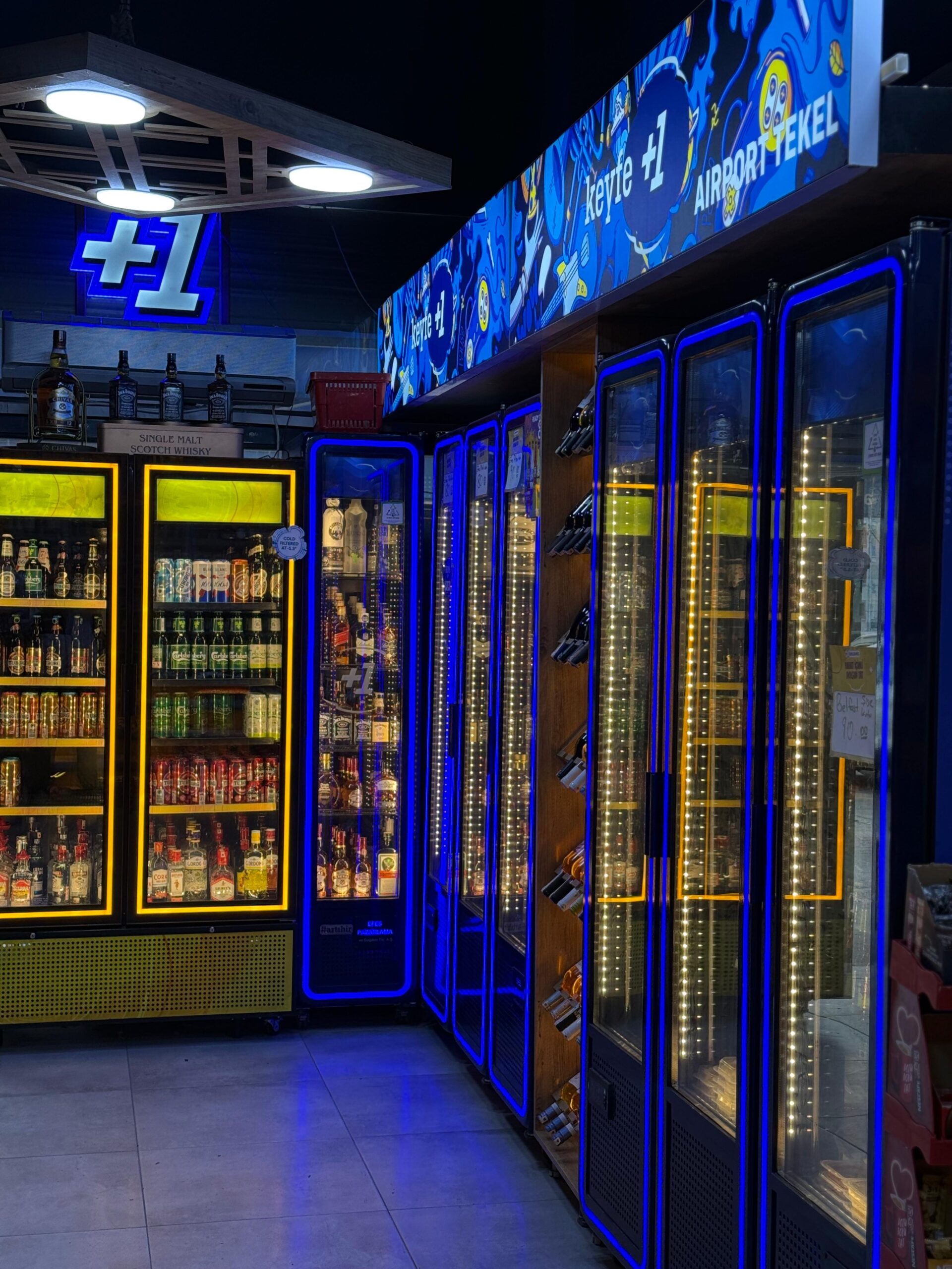 Airport Market İç Detay Görünüm